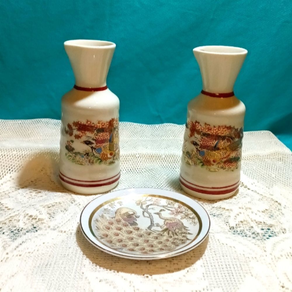 Japanese sake decanters w bonus plate